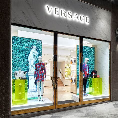 versace galleria cavour|Versace Bologna Galleria Cavour .